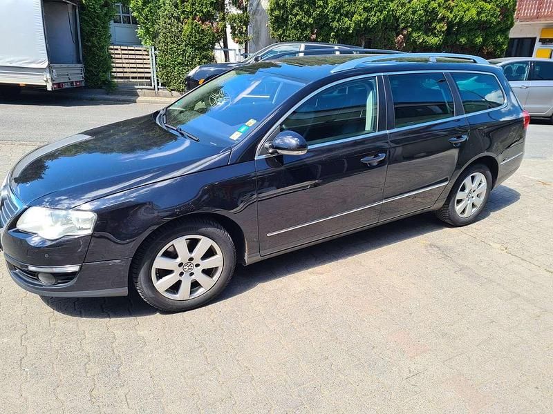 Gebraucht 2009 VW Passat Highline Kombi | 3.599 € (Etwas zu teuer) - Bild 1/4