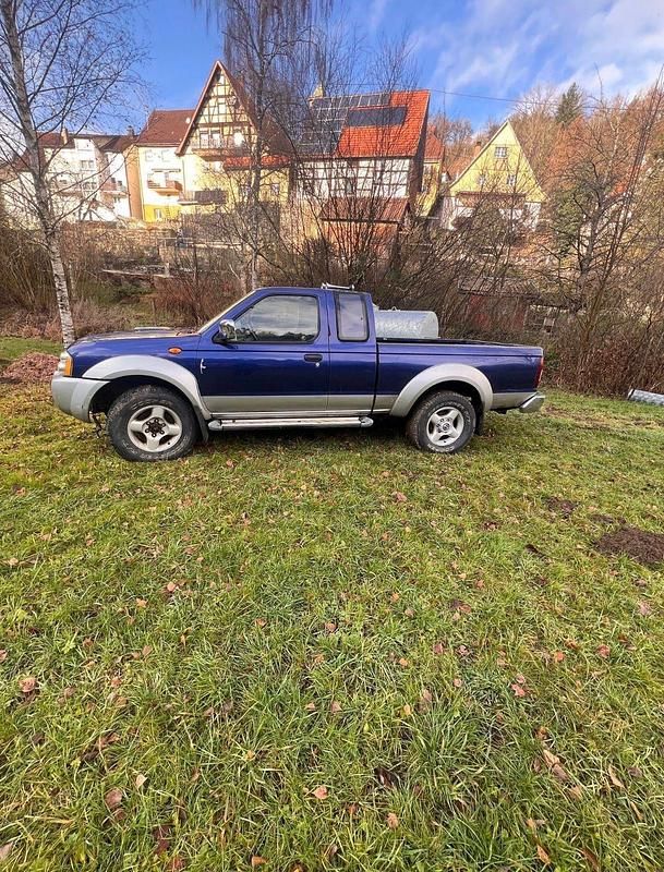 Gebraucht Nissan Navara 134 PS (98 kW) 2004 Blau Pickup