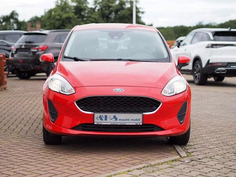 Usata Ford Fiesta 86 CV (63 kW) 2018 Rosso Utilitaria