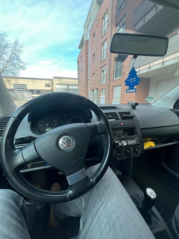 Gebraucht VW Polo 56 PS (41 kW) 2006 Schwarz Kleinwagen