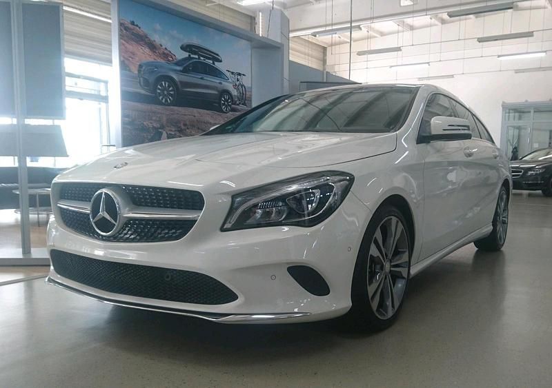 Gebraucht Mercedes CLA200 156 PS (114 kW) 2017 Weiß Kombi