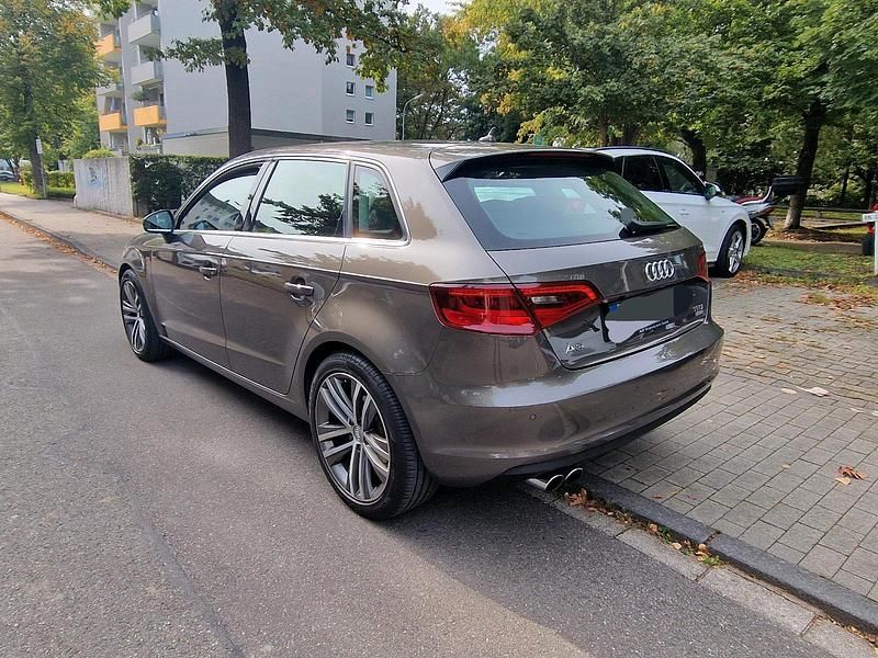 Gebraucht Audi A3 Sportback 150 PS (110 kW) 2014 Beige Kleinwagen