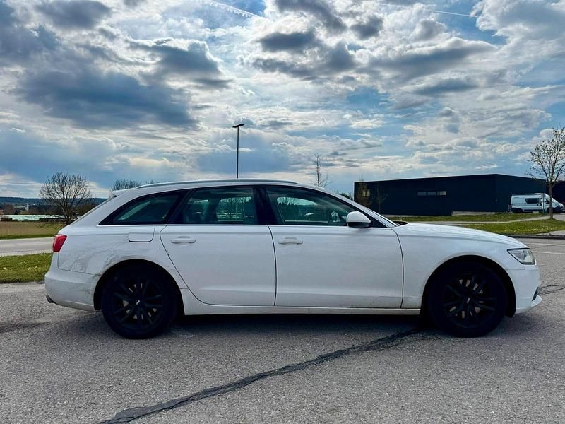 Usata Audi A6 245 CV (180 kW) 2013 Bianco Station wagon