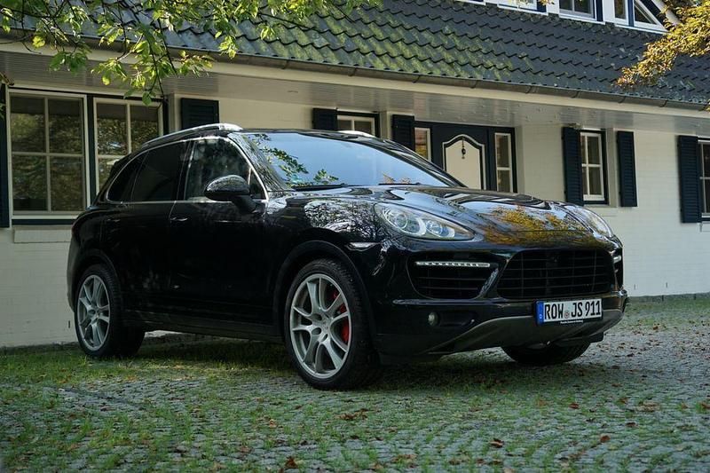 Gebraucht Porsche Cayenne Turbo 500 PS (367 kW) 2010 Schwarz SUV