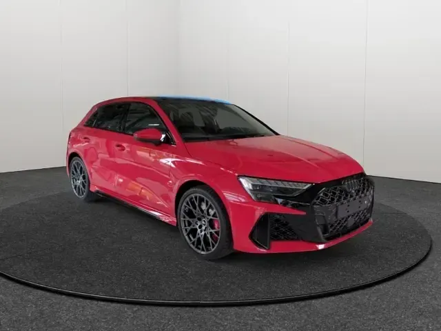 Usata Audi RS3 400 CV (294 kW) 2025 Rosso Berlina