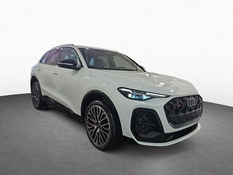 Neu Audi SQ5 Ambiente 367 PS (269 kW) 2025 Grün SUV