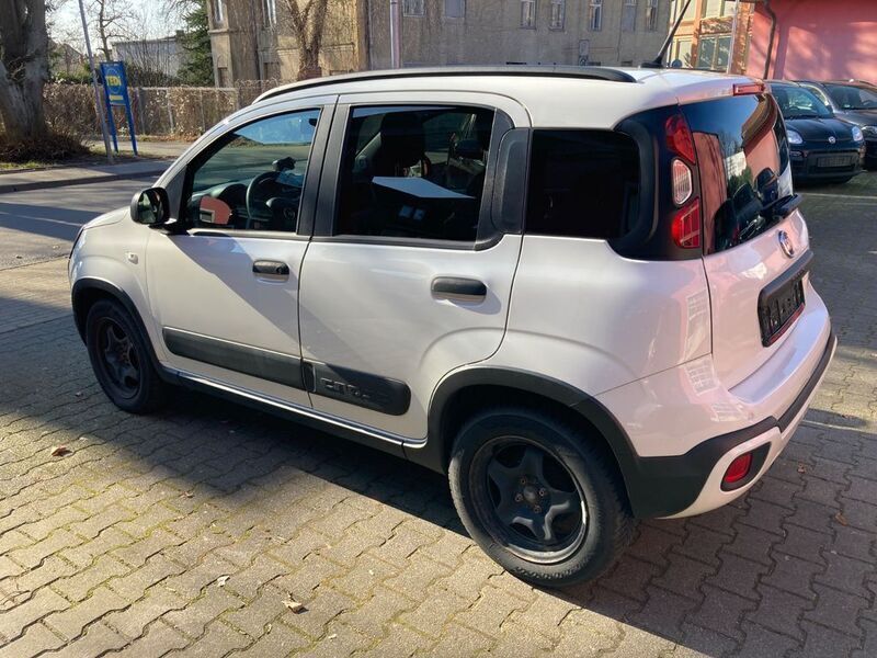 Gebraucht Fiat Panda Cross 69 PS (50 kW) 2020 Weiß Kleinwagen