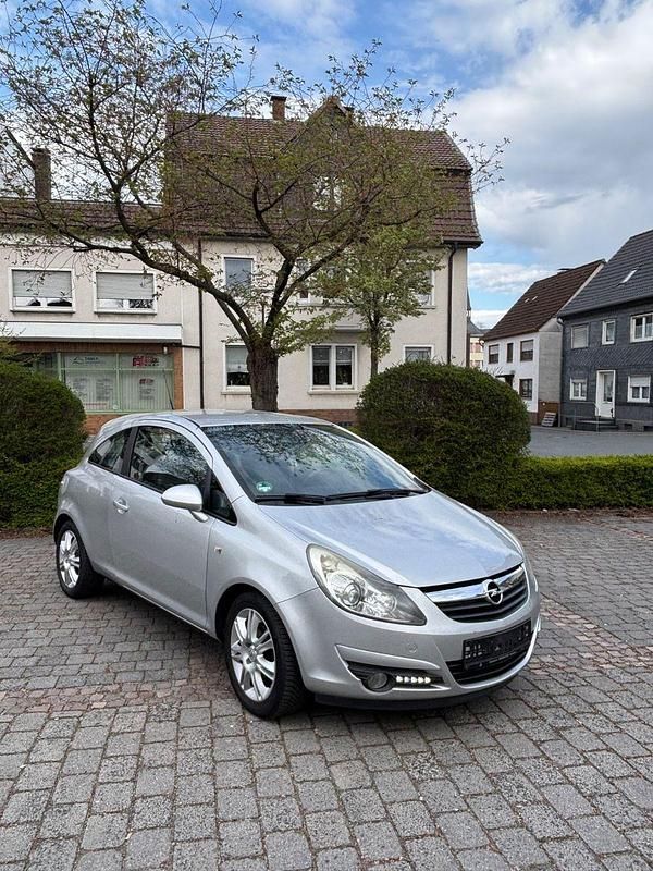 Second-hand Opel Corsa 80 CP (58 kW) 2009 Argintiu Hatchback