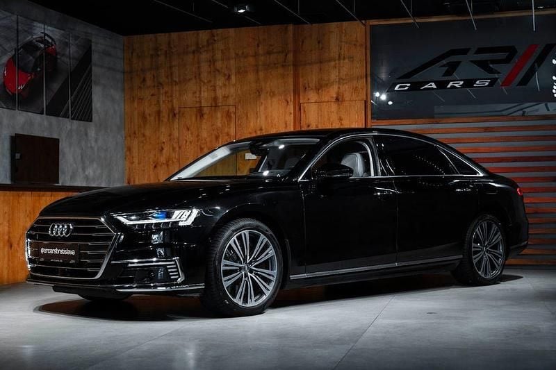Schwarz Gebraucht 2020 Audi A8 Performance Limousine | 54.900 € (Teuer) - Bild 1/4