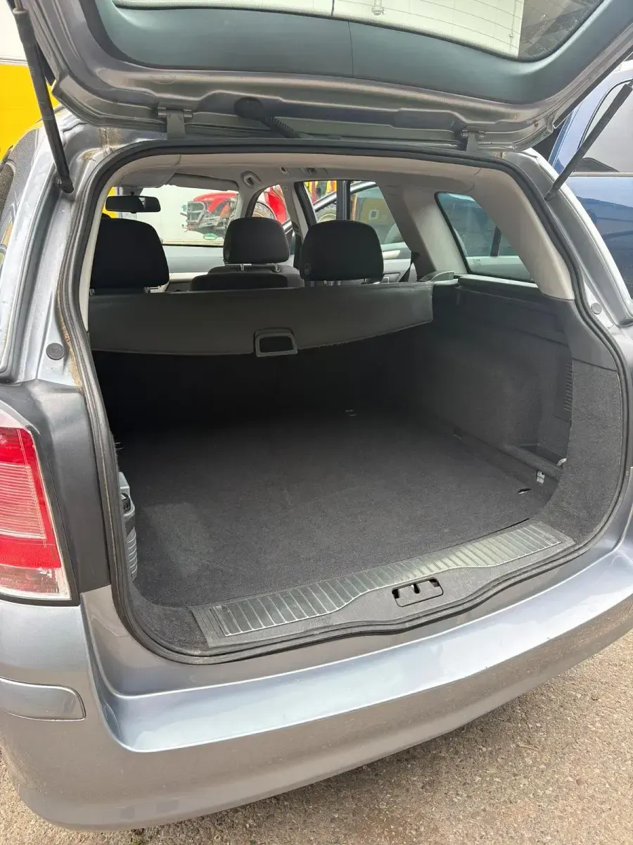 Occasion Opel Astra 110 ch (80 kW) 2008 Argent Break