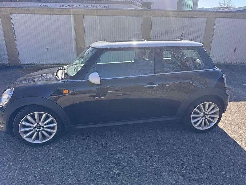 Gebraucht Mini Cooper 122 PS (89 kW) 2011 Schwarz Kleinwagen