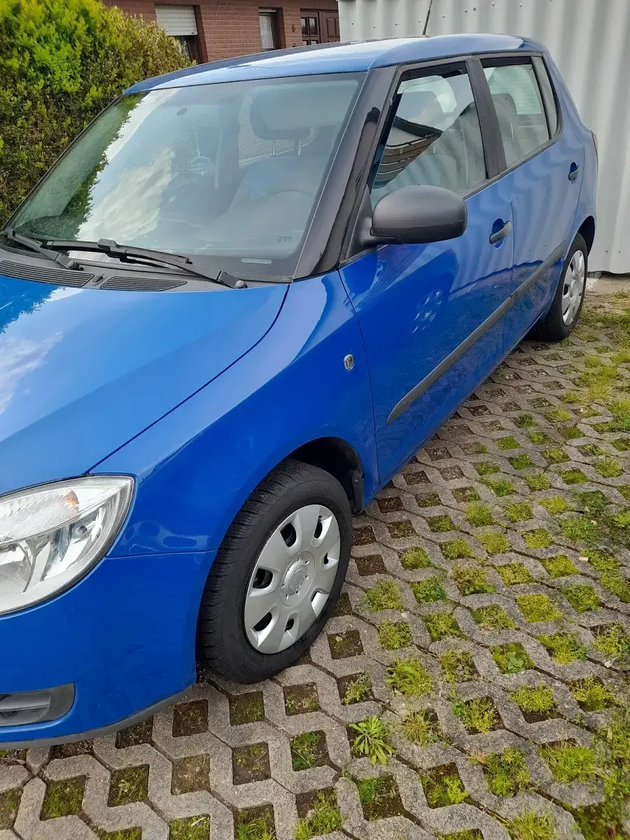 Gebraucht Skoda Fabia 60 PS (44 kW) 2008 Blau Limousine