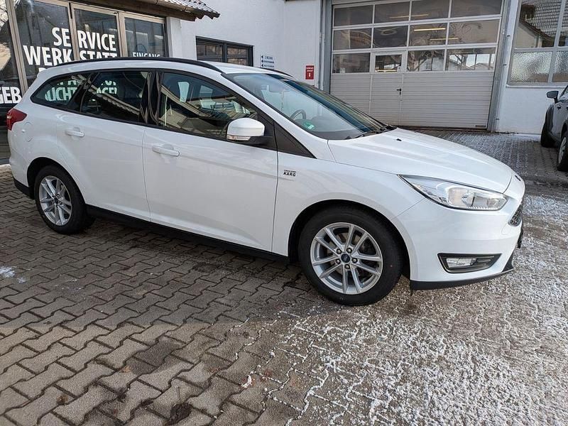 Gebraucht Ford Focus Business Edition 101 PS (74 kW) 2018 Weiß Limousine