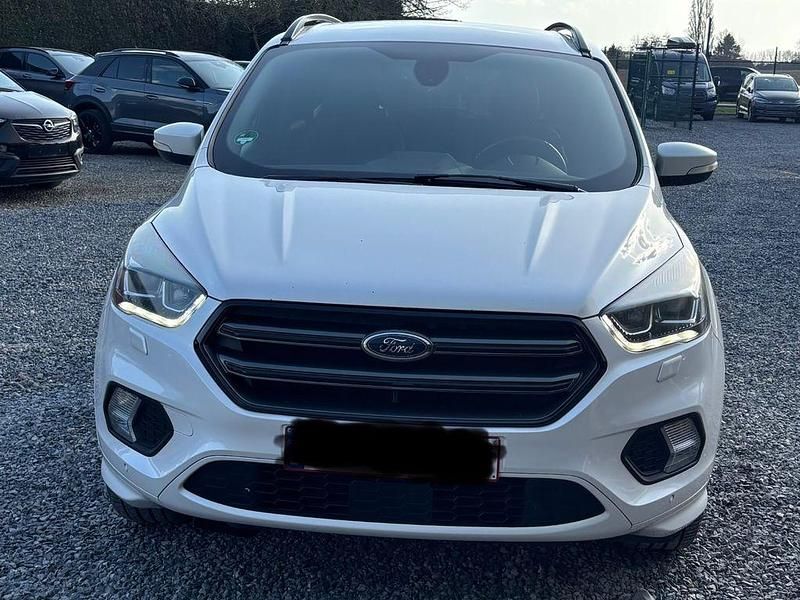 Gebraucht Ford Kuga ST-Line 179 PS (131 kW) 2017 Weiß SUV