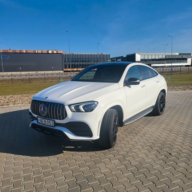 Weiß Gebraucht 2021 Mercedes GLE53 AMG AMG SUV | 66.666 € (Superpreis) - Bild 1/4