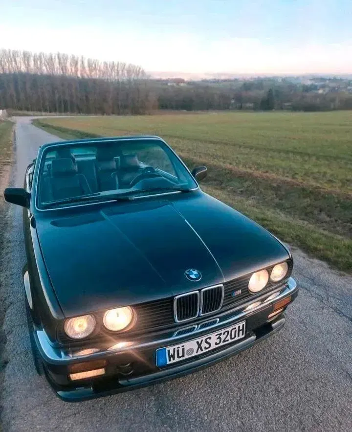 Gebraucht BMW 320 120 PS (88 kW) 1988 Schwarz Cabrio