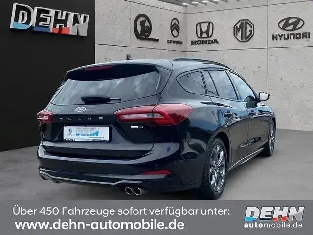Gebraucht Ford Focus ST-Line 155 PS (114 kW) 2024 Schwarz Limousine