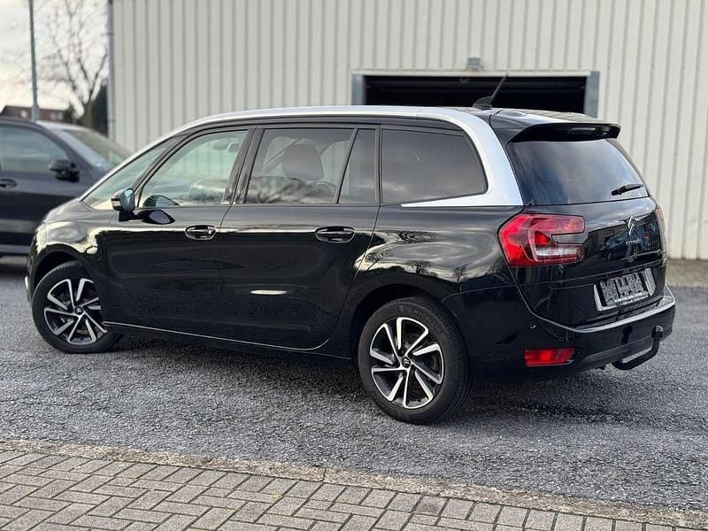 Gebraucht Citroën C4 SpaceTourer Start 163 PS (119 kW) 2022 Schwarz Van / Kleinbus