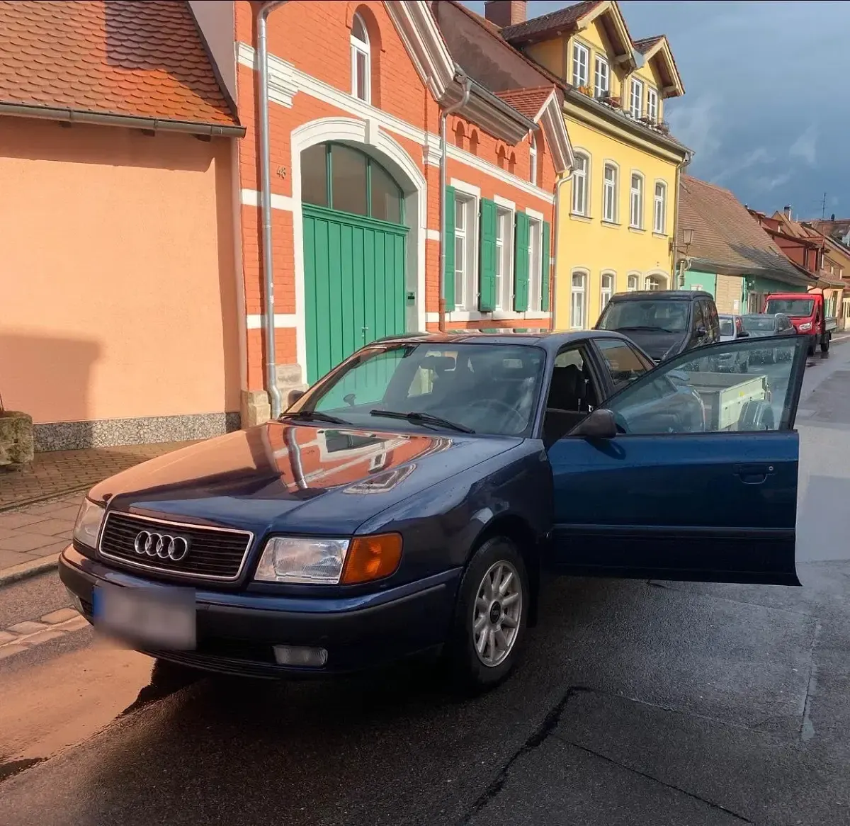 Gebraucht Audi 100 115 PS (84 kW) 1993 Blau Limousine