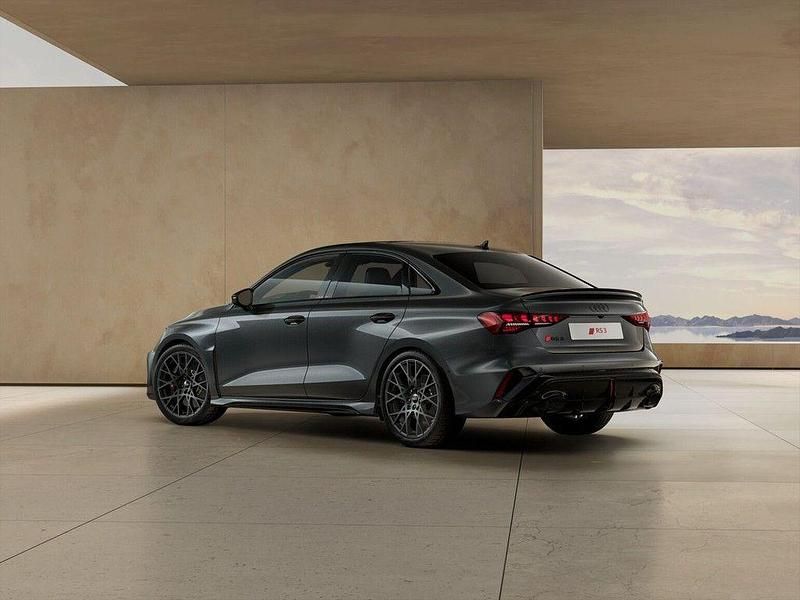 Neu Audi RS3 400 PS (294 kW) 2026 Blau Limousine
