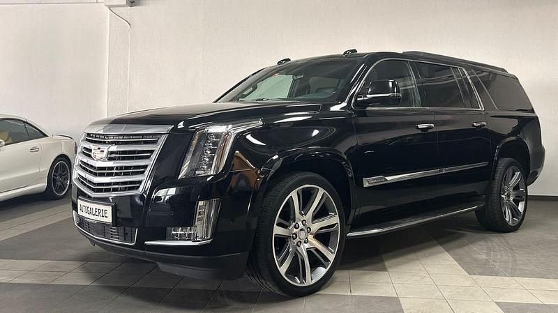 Schwarz Gebraucht 2017 Cadillac Escalade SUV | 64.990 € - Bild 1/4