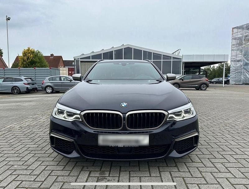 Gebraucht BMW 550 Performance 400 PS (294 kW) 2018 Schwarz Kombi