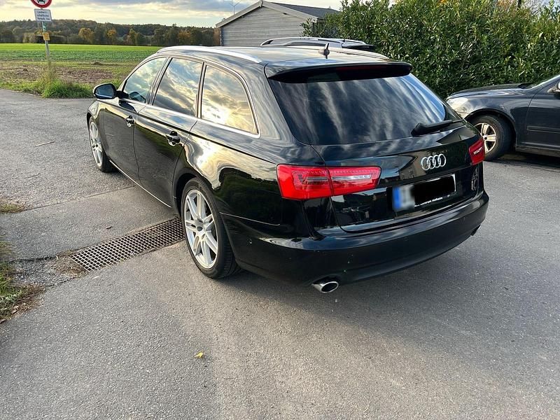 Gebraucht Audi A6 190 PS (139 kW) 2014 Schwarz Kombi