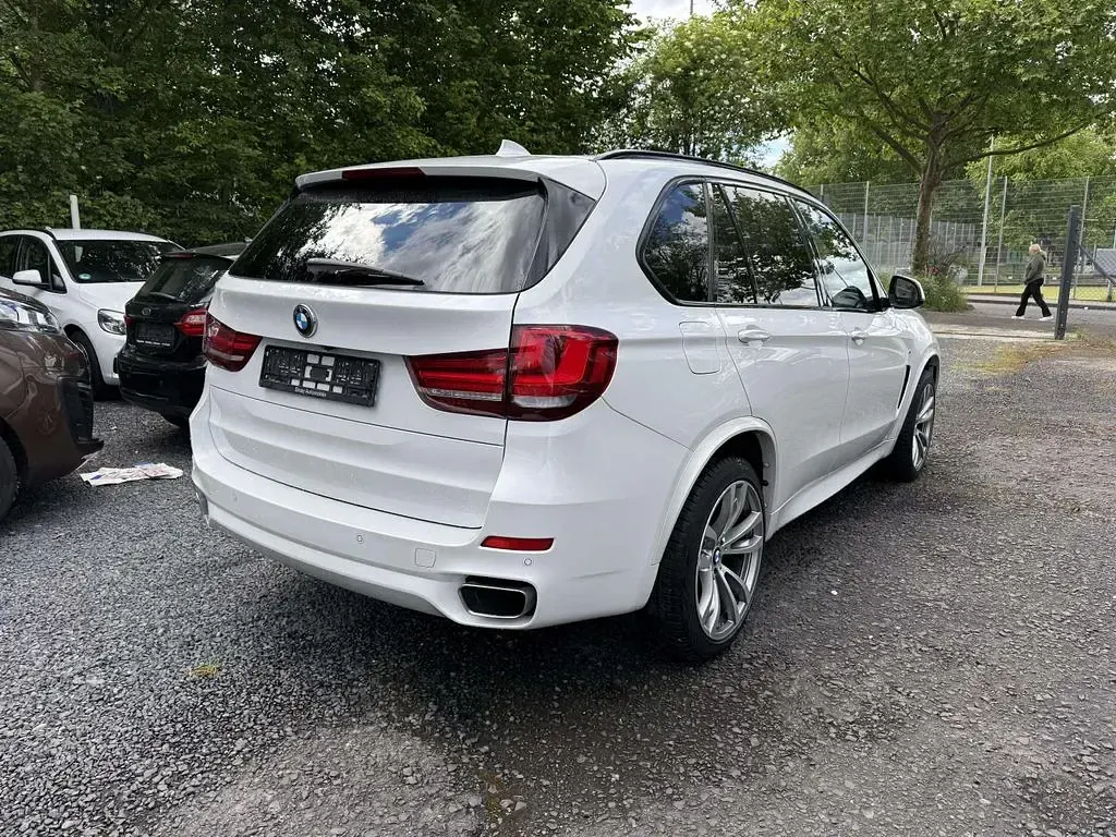 Gebraucht BMW X5 Sport Line 258 PS (189 kW) 2017 Weiß SUV