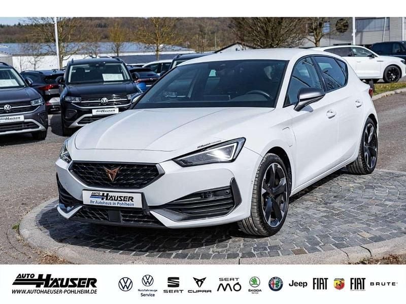 Weiß Gebraucht 2023 Cupra Leon Limousine | 29.999 € (Fairer Preis) - Bild 1/4
