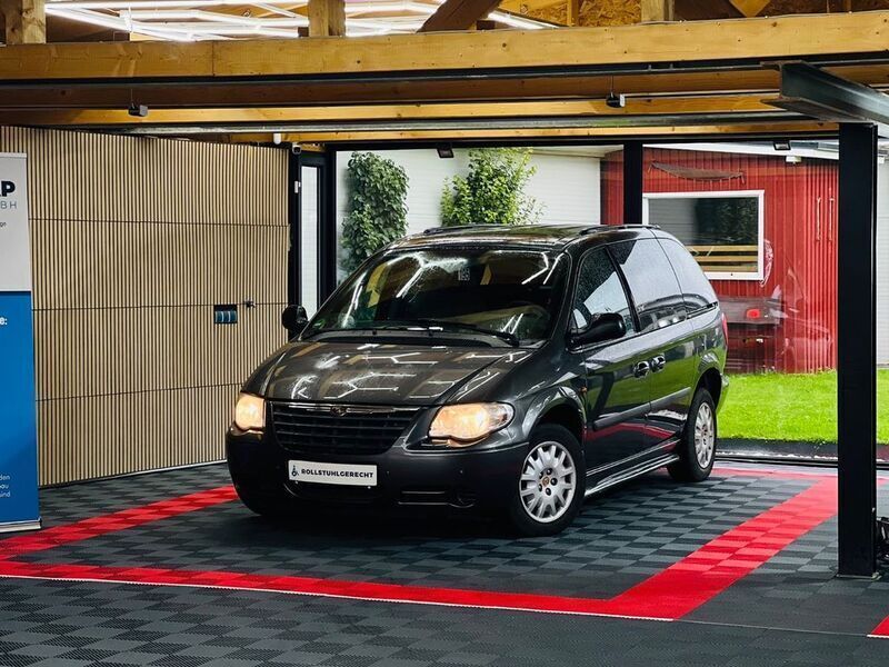 Gebraucht Chrysler Voyager 150 PS (110 kW) 2006 Grau Van / Kleinbus