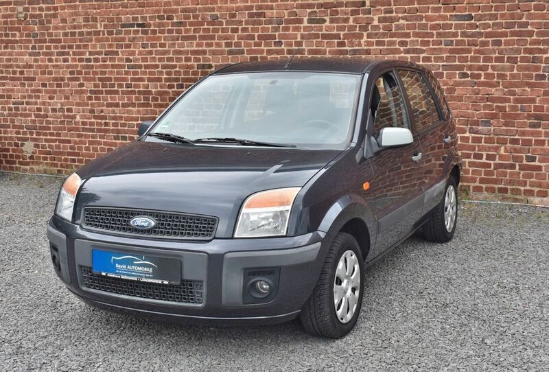Grau Gebraucht 2006 Ford Fusion Limousine | 2.690 € (Fairer Preis) - Bild 1/4