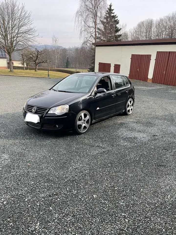 Gebraucht VW Polo Comfortline 60 PS (44 kW) 2009 Schwarz Kleinwagen