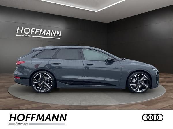 Neu Audi A6 e-tron S-Line 314 kW (428 PS) 2026 Grau (magnetgrau) Kombi