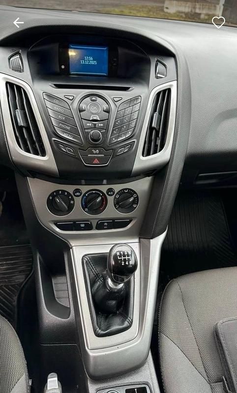 Gebraucht Ford Focus 105 PS (77 kW) 2011 Weiß Kombi