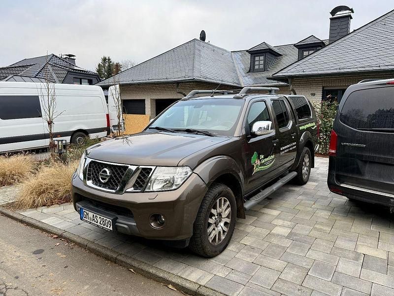 Gebraucht Nissan Navara 231 PS (169 kW) 2015 Bronze Abholung
