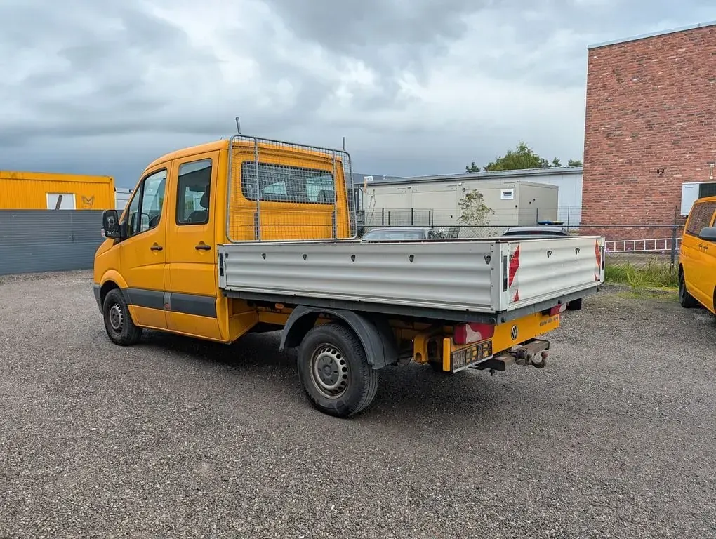 Gebraucht VW Crafter 136 PS (100 kW) 2015 Orange Van