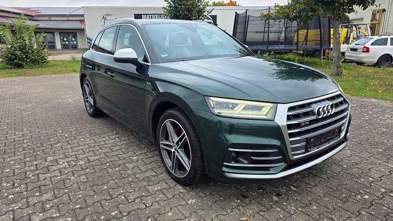 Grün Gebraucht 2017 Audi SQ5 Sport SUV | 23.800 € - Bild 1/4