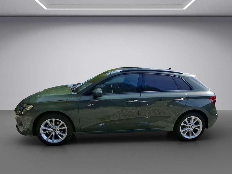 Gebraucht Audi A3 Advanced Plus 116 PS (85 kW) 2025 Distriktgrün metallic Limousine
