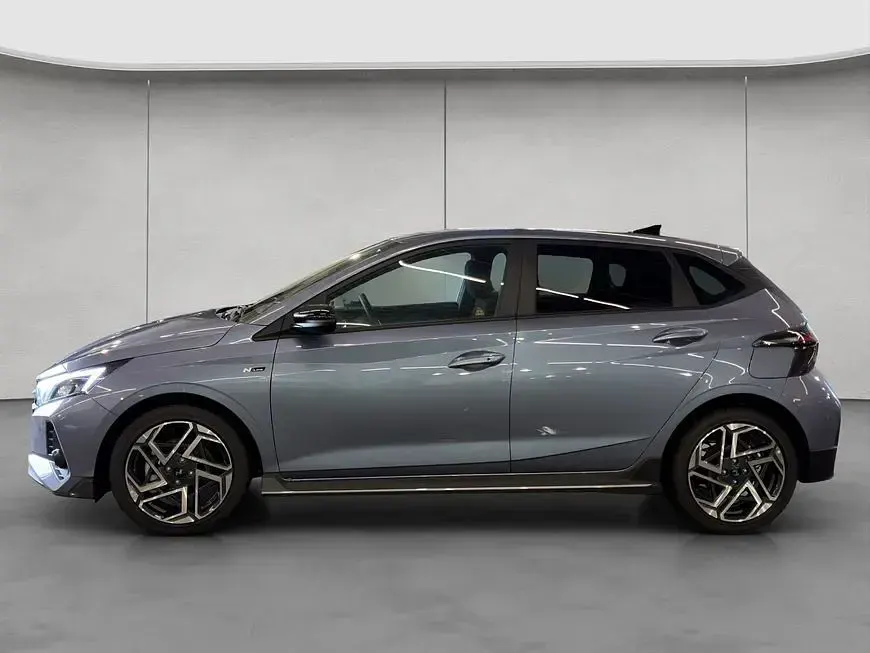 Neu Hyundai i20 N Line 101 PS (74 kW) 2025 Blau Kleinwagen