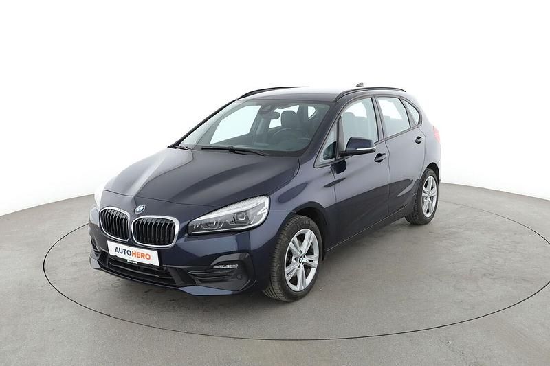 Blau Gebraucht 2019 BMW 218 Active Tourer Sport Line Van / Kleinbus | 18.760 € (Fairer Preis) - Bild 1/3