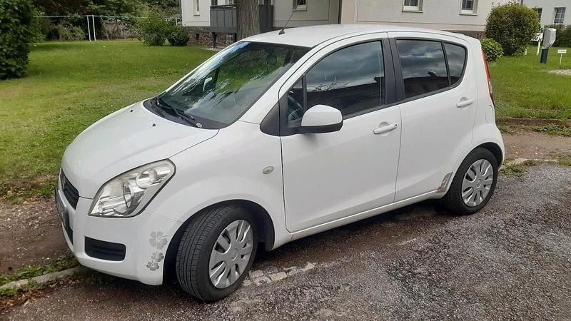Weiß Gebraucht 2010 Suzuki Splash Kleinwagen | 2.000 € (Guter Preis) - Bild 1/4