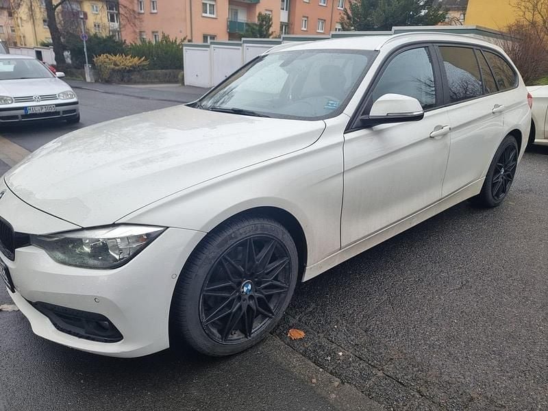 Gebraucht BMW 320 M Sport 190 PS (139 kW) 2016 Weiß Kombi