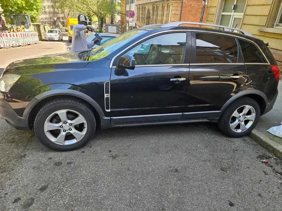 Gebraucht Opel Antara 105 PS (77 kW) 2008 Schwarz SUV