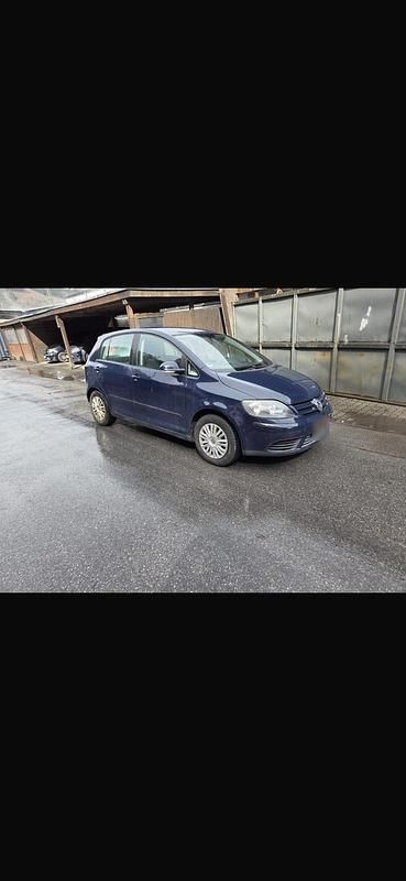 Gebraucht VW Golf IV 75 PS (55 kW) 2005 Blau Limousine