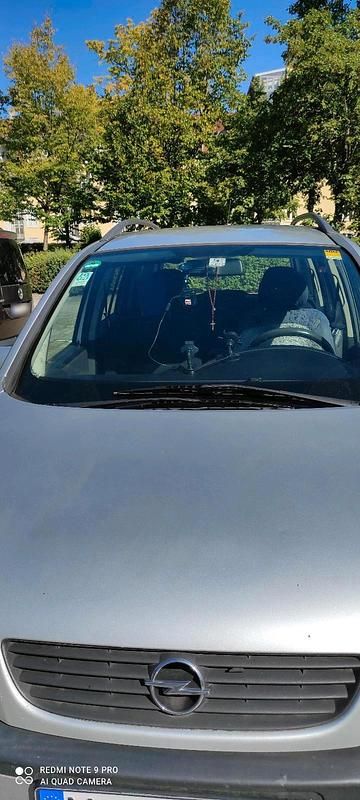 Occasion Opel Zafira 125 ch (91 kW) 2003 Argent Monospace