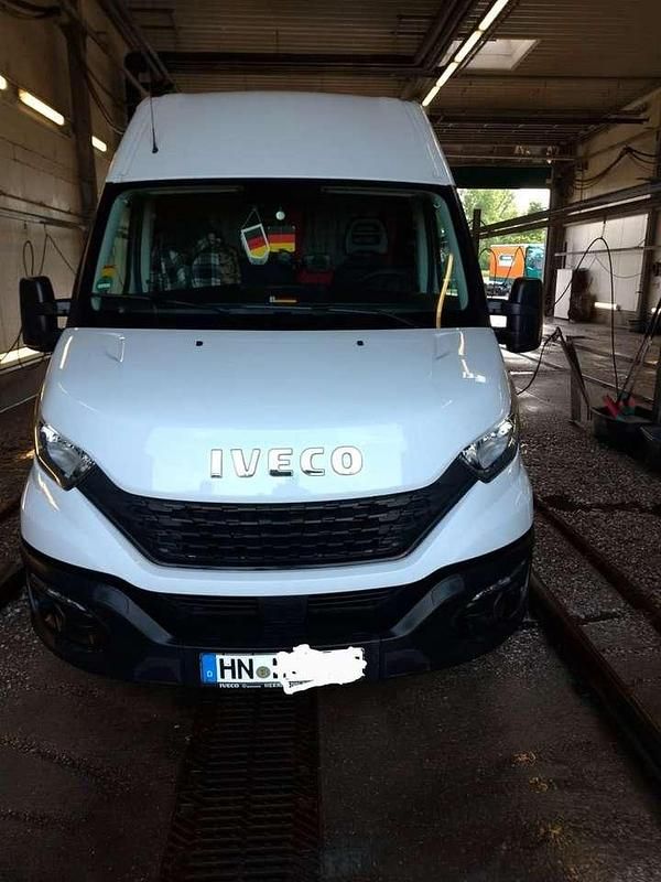 Gebraucht 2020 Iveco Daily Van | 14.000 € (Superpreis) - Bild 1/4