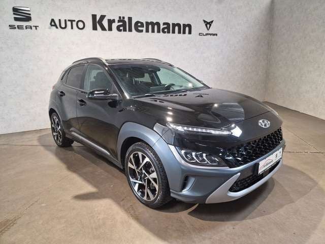 Phantom black / mic Gebraucht 2023 Hyundai Kona Prime SUV | 21.790 € (Guter Preis) - Bild 1/4