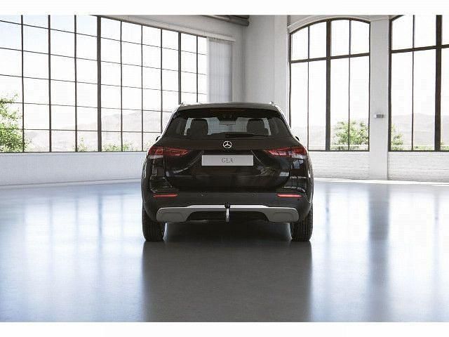 Gebraucht Mercedes GLA200 Style 163 PS (119 kW) 2022 Schwarz SUV