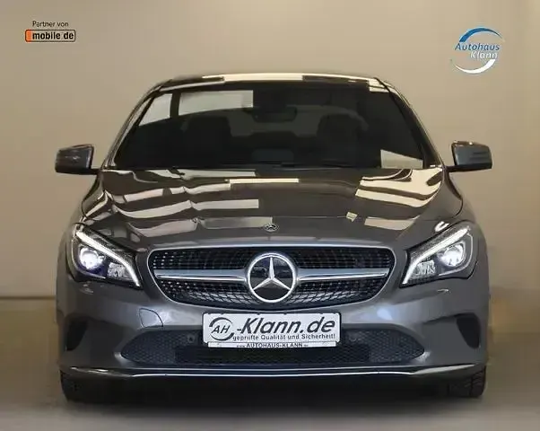 Occasion Mercedes CLA220 207 ch (152 kW) 2017 Gris Berline