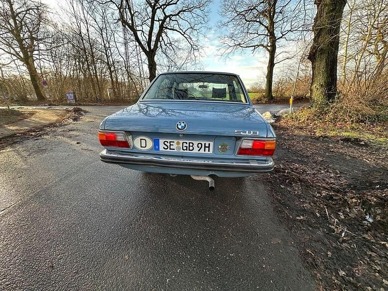 Gebraucht BMW 518 90 PS (66 kW) 1975 Blau Limousine